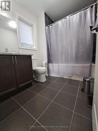 94 Sunset Way, Thorold, ON - Indoor Photo Showing Bathroom