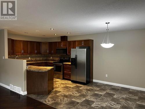 9815 117 Avenue, Fort St. John, BC - Indoor Photo Showing Kitchen