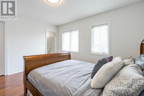 166 Tower Hill Road, Richmond Hill (Jefferson), ON - Indoor Photo Showing Bedroom