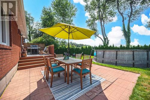 11 Nugent Court, Barrie, ON - Outdoor With Deck Patio Veranda