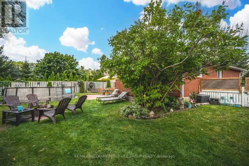 11 Nugent Court, Barrie, ON - Outdoor