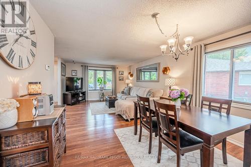 11 Nugent Court, Barrie, ON - Indoor Photo Showing Dining Room