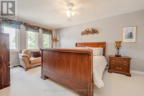 141 Ferndale Drive S, Barrie (Ardagh), ON - Indoor Photo Showing Bedroom