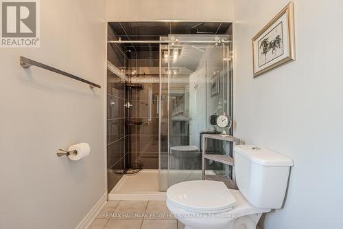 141 Ferndale Drive S, Barrie, ON - Indoor Photo Showing Bathroom