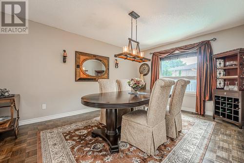 141 Ferndale Drive S, Barrie, ON - Indoor Photo Showing Dining Room