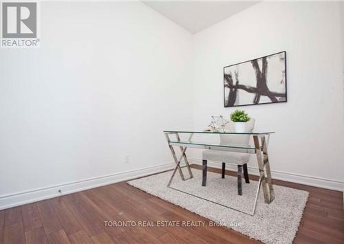 907 - 38 Cedarland Drive, Markham (Unionville), ON - Indoor