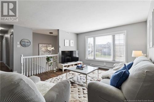 196 Sunshine Drive, Moncton, NB - Indoor Photo Showing Living Room