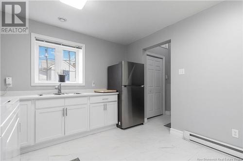 196 Sunshine Drive, Moncton, NB - Indoor Photo Showing Kitchen With Double Sink