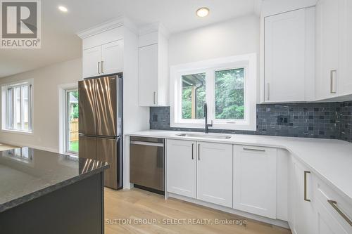 Lot 16 Royal Crescent, Southwold (Talbotville), ON - Indoor Photo Showing Kitchen With Upgraded Kitchen