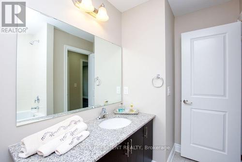 4099 Maitland Street, Lincoln, ON - Indoor Photo Showing Bathroom