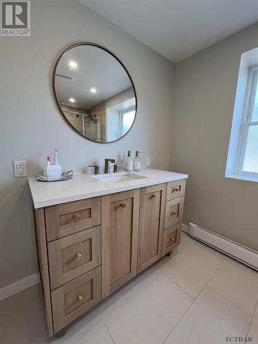 721 Churchill St, Timmins, ON - Indoor Photo Showing Bathroom