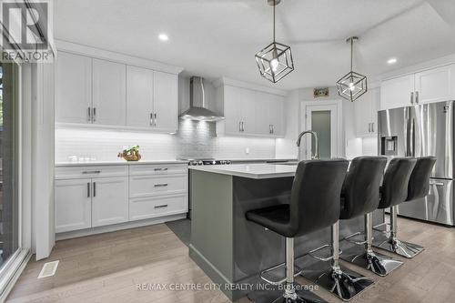 95 Optimist Drive, Southwold (Talbotville), ON - Indoor Photo Showing Kitchen With Upgraded Kitchen