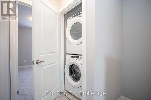 7 - 2048 Meadowgate Boulevard, London, ON - Indoor Photo Showing Laundry Room