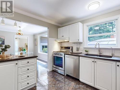 585 Roselawn Avenue, Oshawa (Northwood), ON - Indoor Photo Showing Kitchen With Double Sink