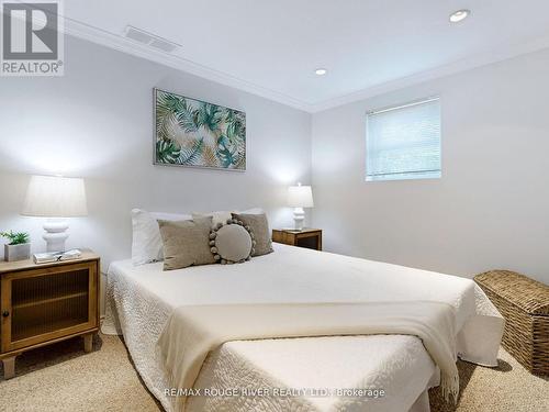 585 Roselawn Avenue, Oshawa (Northwood), ON - Indoor Photo Showing Bedroom