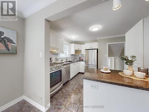 585 Roselawn Avenue, Oshawa (Northwood), ON - Indoor Photo Showing Kitchen