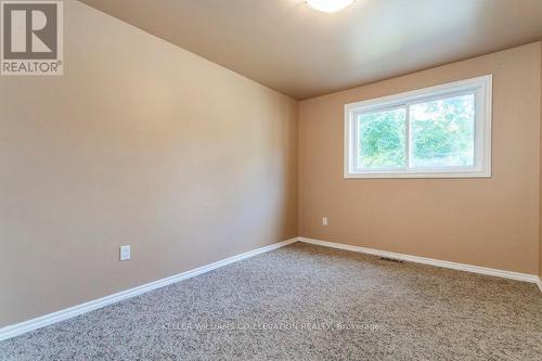 9 Beechcroft Circle, Barrie, ON - Indoor Photo Showing Other Room