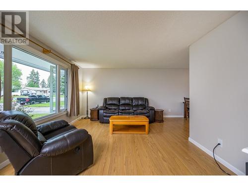 264 Portage Street, Prince George, BC - Indoor Photo Showing Living Room