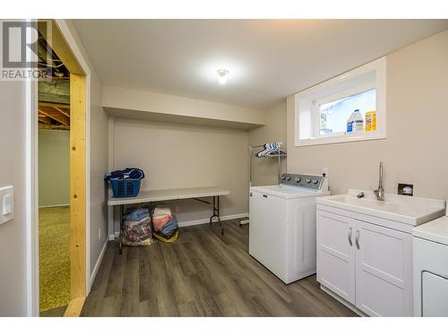 264 Portage Street, Prince George, BC - Indoor Photo Showing Laundry Room