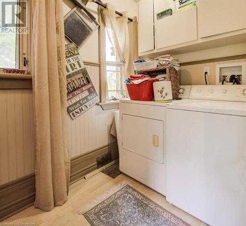 3095 Old Mill Street, Fordwich, ON - Indoor Photo Showing Laundry Room