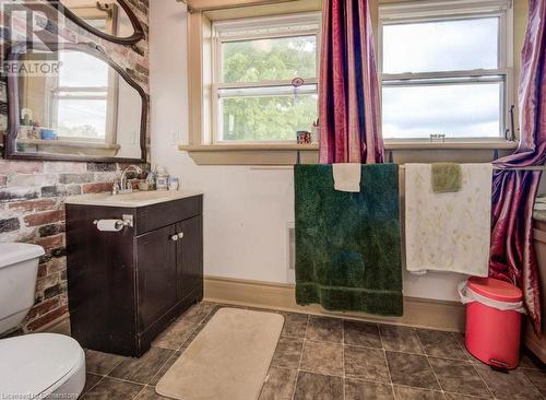 3095 Old Mill Street, Fordwich, ON - Indoor Photo Showing Bathroom