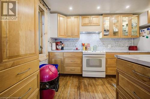 3095 Old Mill Street, Fordwich, ON - Indoor Photo Showing Kitchen