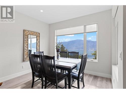 3308 Aspen Lane, Kelowna, BC - Indoor Photo Showing Dining Room