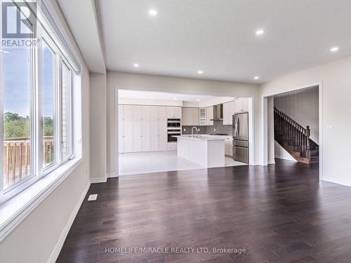 116 Eva Drive, Woolwich, ON - Indoor Photo Showing Living Room