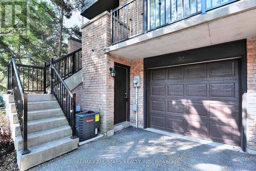 30 Ashglen Way, Markham (Unionville), ON - Outdoor