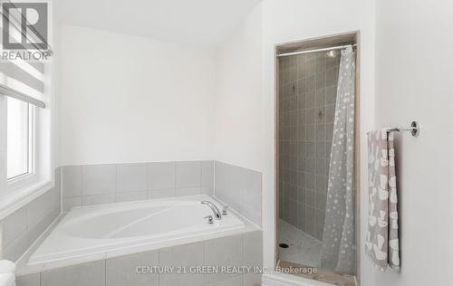 45 Chalkfarm Crescent, Brampton (Northwest Sandalwood Parkway), ON - Indoor Photo Showing Bathroom