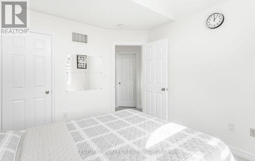 45 Chalkfarm Crescent, Brampton (Northwest Sandalwood Parkway), ON - Indoor Photo Showing Bedroom