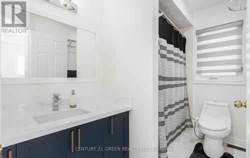 45 Chalkfarm Crescent, Brampton (Northwest Sandalwood Parkway), ON - Indoor Photo Showing Bathroom