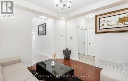 45 Chalkfarm Crescent, Brampton (Northwest Sandalwood Parkway), ON - Indoor