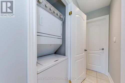 23 Hartley Avenue, Toronto, ON - Indoor Photo Showing Laundry Room