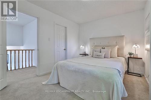 44 Killarney Court, Brampton (Heart Lake East), ON - Indoor Photo Showing Bedroom