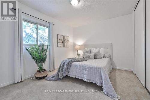 44 Killarney Court, Brampton (Heart Lake East), ON - Indoor Photo Showing Bedroom