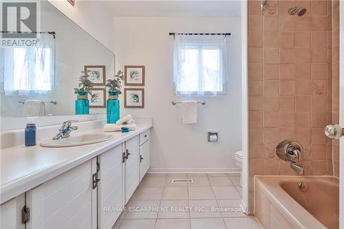 44 Killarney Court, Brampton (Heart Lake East), ON - Indoor Photo Showing Bathroom