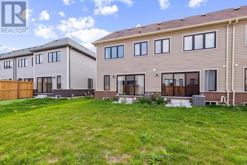 65 - 31 Caspian Square, Clarington (Bowmanville), ON - Outdoor With Exterior