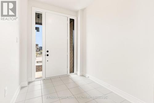 363 Tennant Circle, Vaughan (Vellore Village), ON - Indoor Photo Showing Other Room