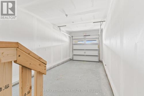 363 Tennant Circle, Vaughan (Vellore Village), ON - Indoor Photo Showing Garage