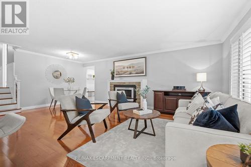 411 Sunset Drive, Oakville, ON - Indoor Photo Showing Living Room With Fireplace