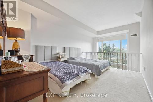 401 - 800 Sheppard Avenue W, Toronto (Bathurst Manor), ON - Indoor Photo Showing Bedroom