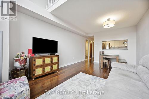 401 - 800 Sheppard Avenue W, Toronto (Bathurst Manor), ON - Indoor Photo Showing Living Room With Fireplace