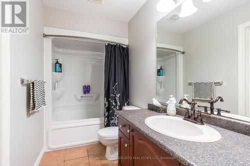 41 Wiser Road, Belleville, ON - Indoor Photo Showing Bathroom