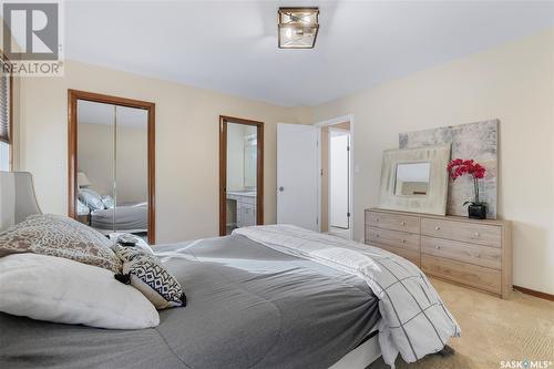 1202 Baird Street, Regina, SK - Indoor Photo Showing Bedroom