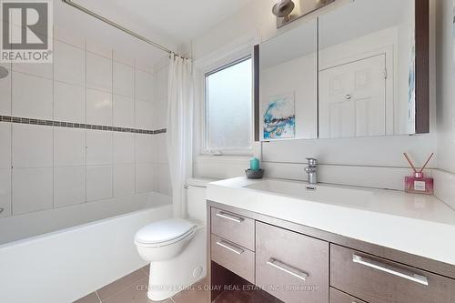 26 Woodman'S Chart, Markham (Unionville), ON - Indoor Photo Showing Bathroom