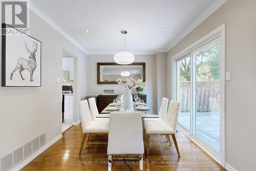 26 Woodman'S Chart, Markham (Unionville), ON - Indoor Photo Showing Dining Room