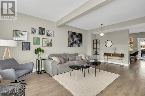 12850 Stillwater Court Unit# 67, Lake Country, BC - Indoor Photo Showing Living Room