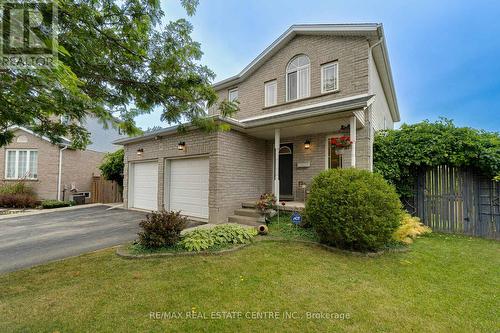 16 Suncrest Court, Cambridge, ON - Outdoor