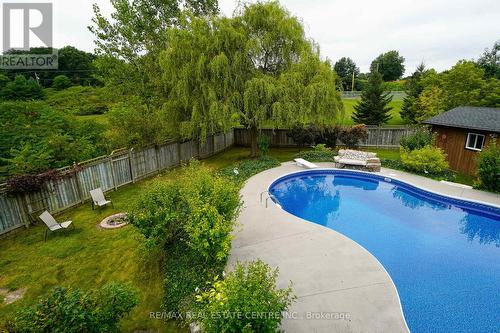 16 Suncrest Court, Cambridge, ON - Outdoor With In Ground Pool With Backyard